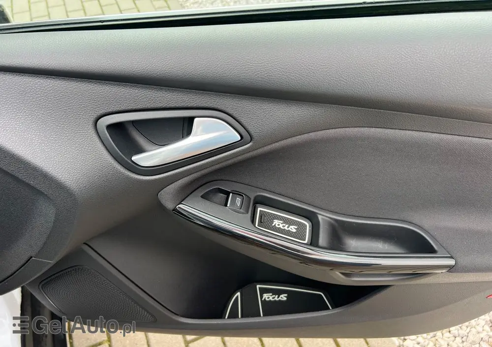 FORD Focus 1.0 EcoBoost Active Business