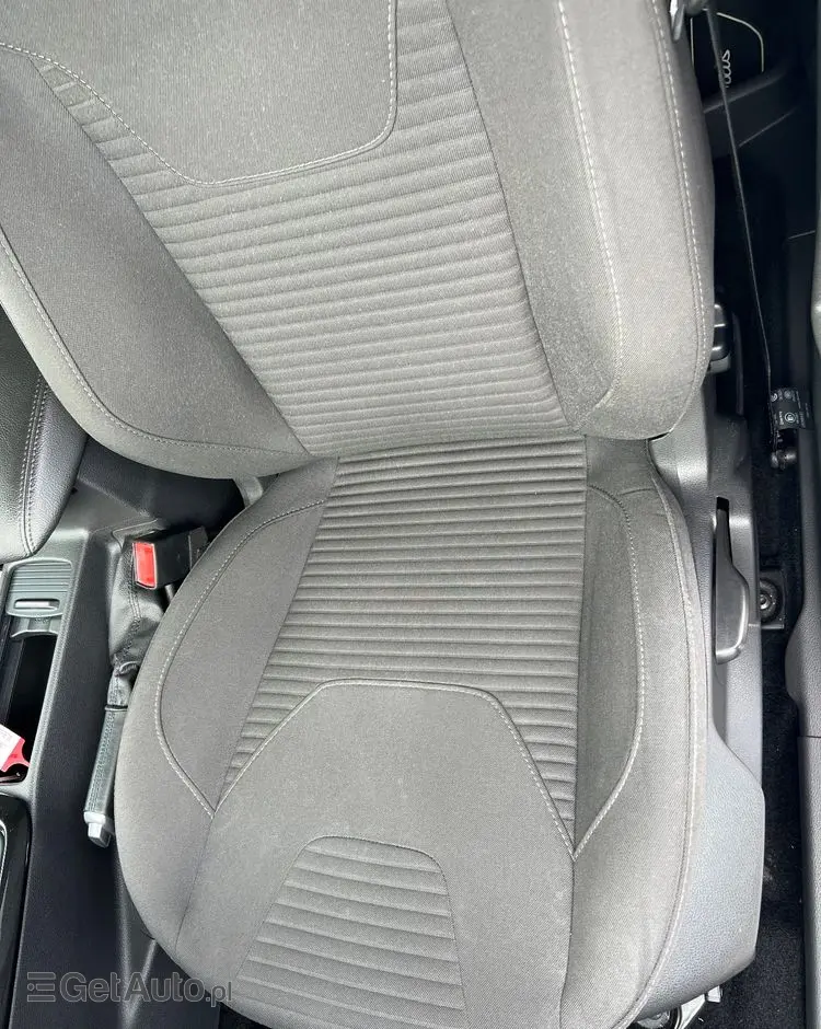 FORD Focus 1.0 EcoBoost Active Business