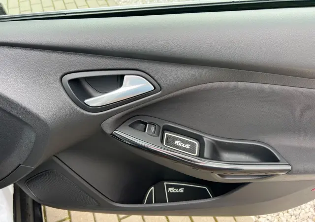 FORD Focus 1.0 EcoBoost Active Business