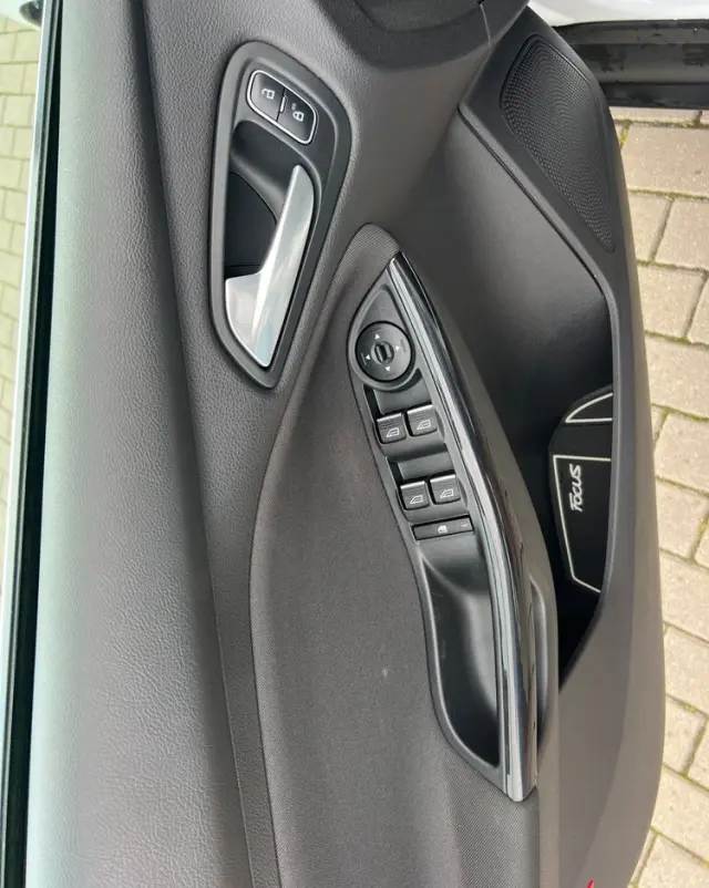 FORD Focus 1.0 EcoBoost Active Business