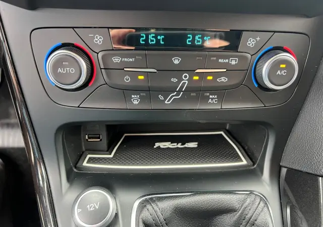 FORD Focus 1.0 EcoBoost Active Business