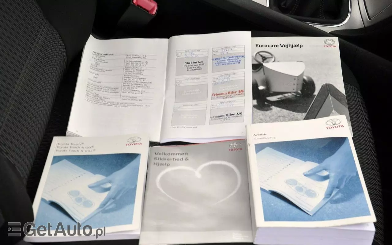 TOYOTA Avensis 1.8 Sol plus