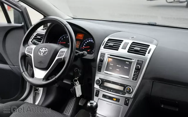 TOYOTA Avensis 1.8 Sol plus