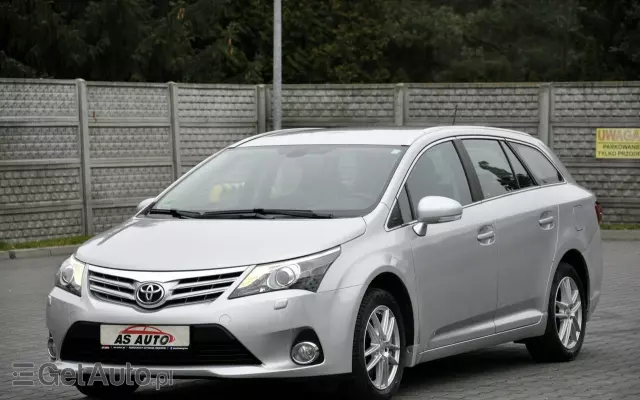 TOYOTA Avensis 1.8 Sol plus