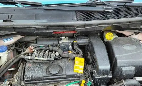 PEUGEOT 1007 