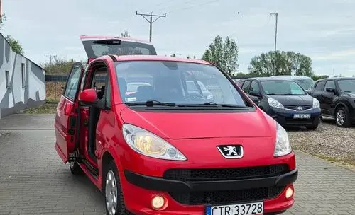 PEUGEOT 1007 