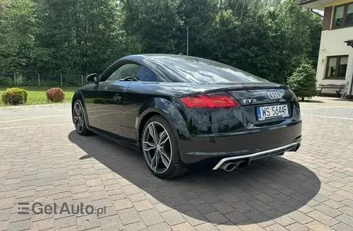 AUDI TT 