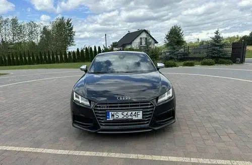 AUDI TT 