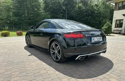 AUDI TT 