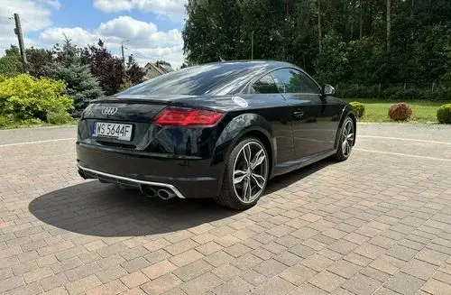 AUDI TT 