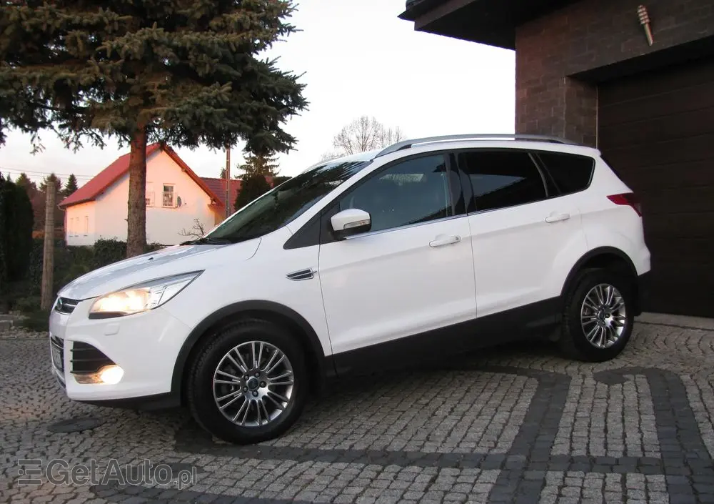 FORD Kuga 2.0 TDCi 2x4 SYNC