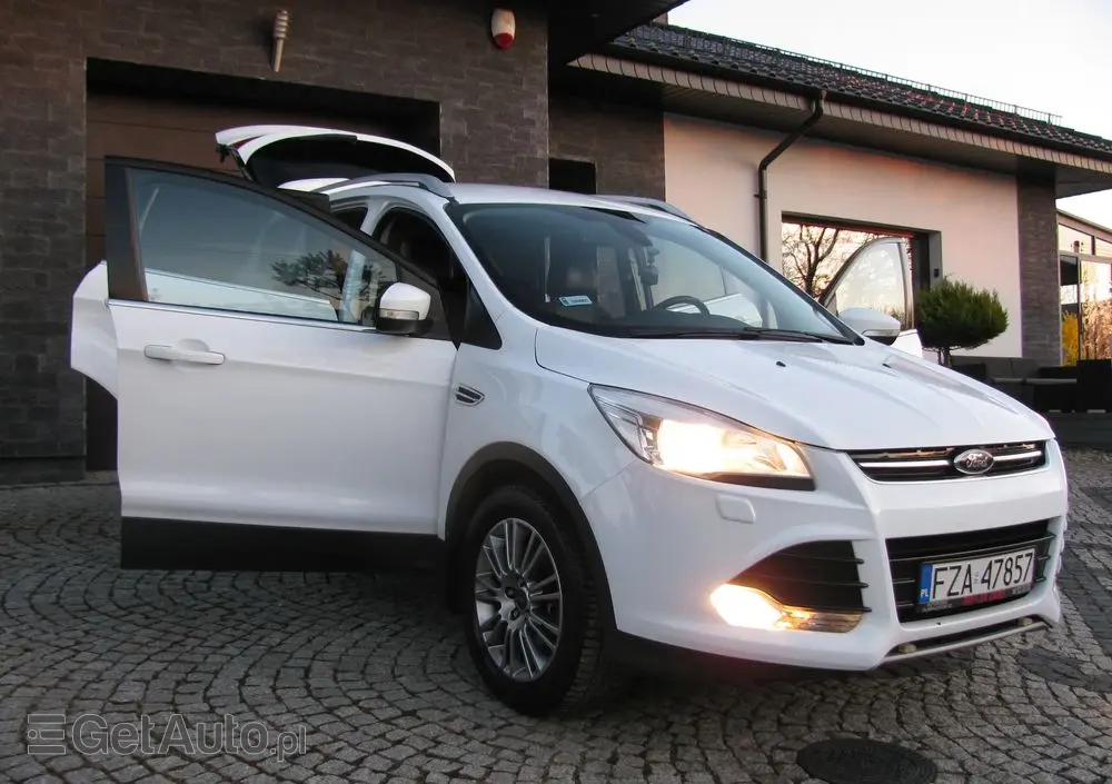 FORD Kuga 2.0 TDCi 2x4 SYNC