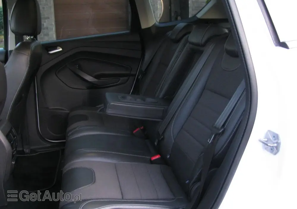 FORD Kuga 2.0 TDCi 2x4 SYNC