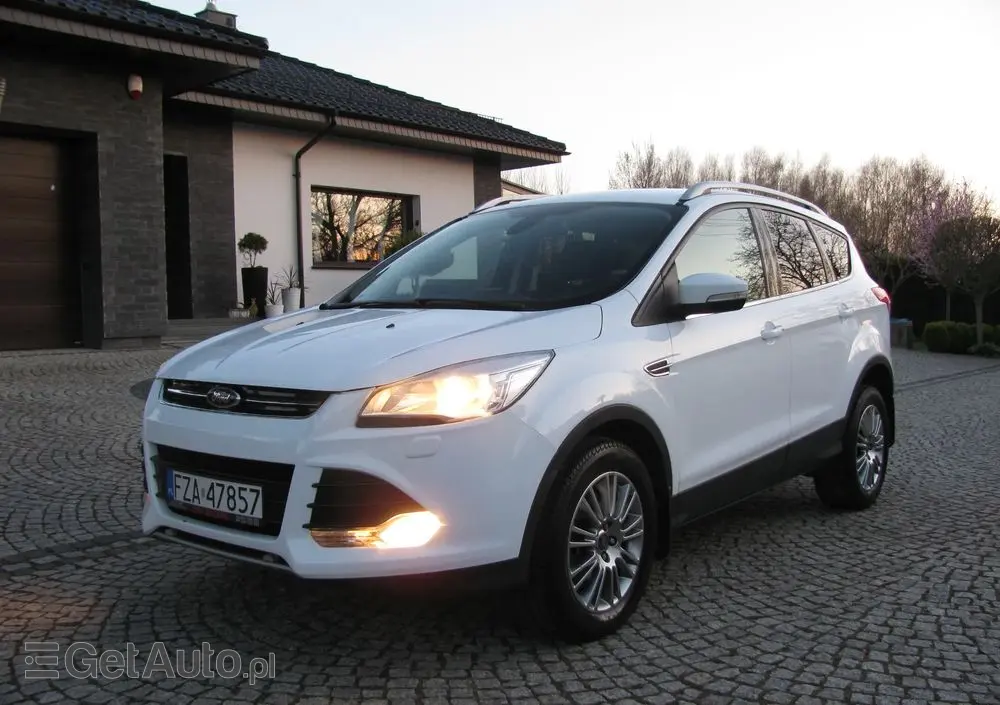 FORD Kuga 2.0 TDCi 2x4 SYNC