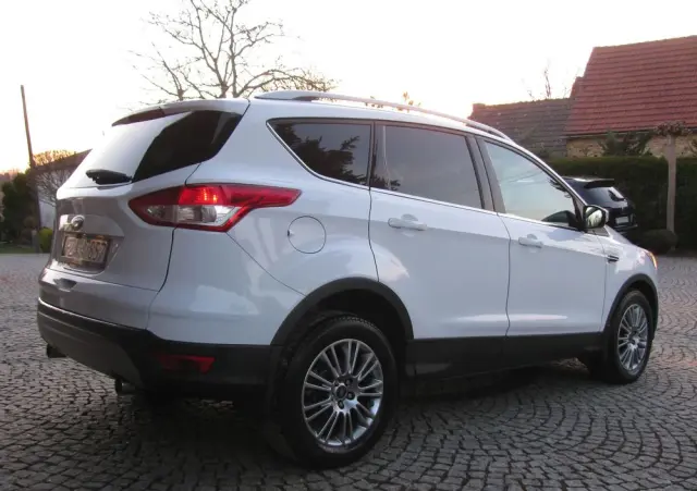FORD Kuga 2.0 TDCi 2x4 SYNC