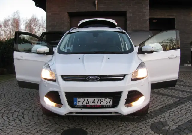 FORD Kuga 2.0 TDCi 2x4 SYNC