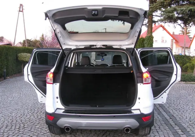 FORD Kuga 2.0 TDCi 2x4 SYNC