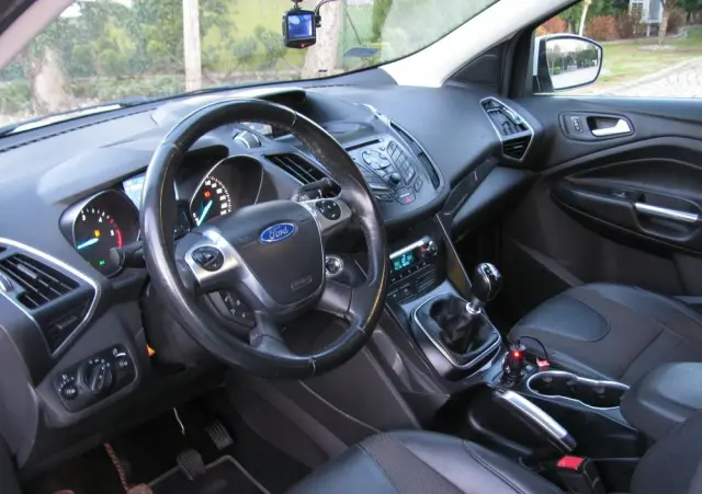 FORD Kuga 2.0 TDCi 2x4 SYNC