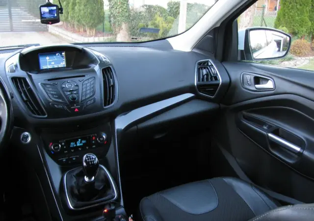 FORD Kuga 2.0 TDCi 2x4 SYNC