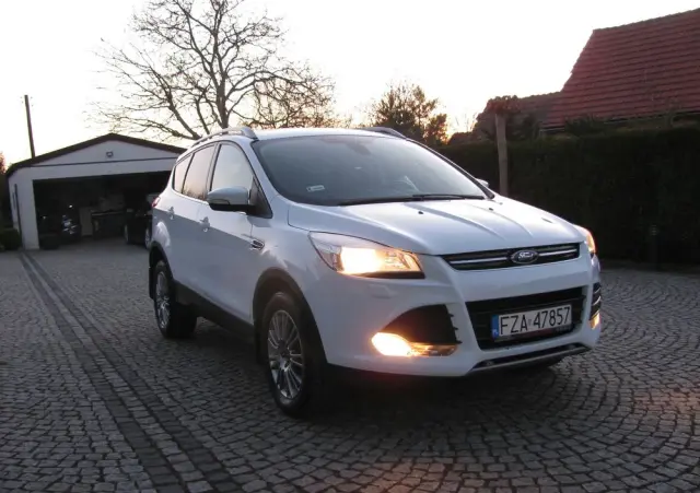 FORD Kuga 2.0 TDCi 2x4 SYNC