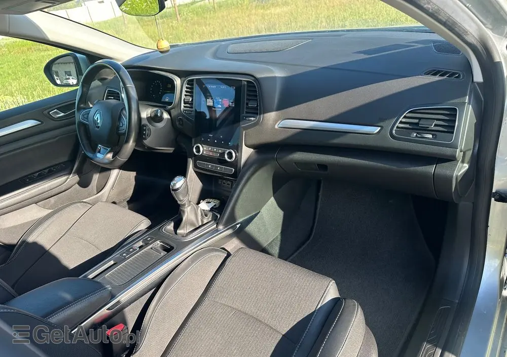 RENAULT Megane 1.5 Blue dCi Intens