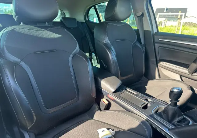 RENAULT Megane 1.5 Blue dCi Intens