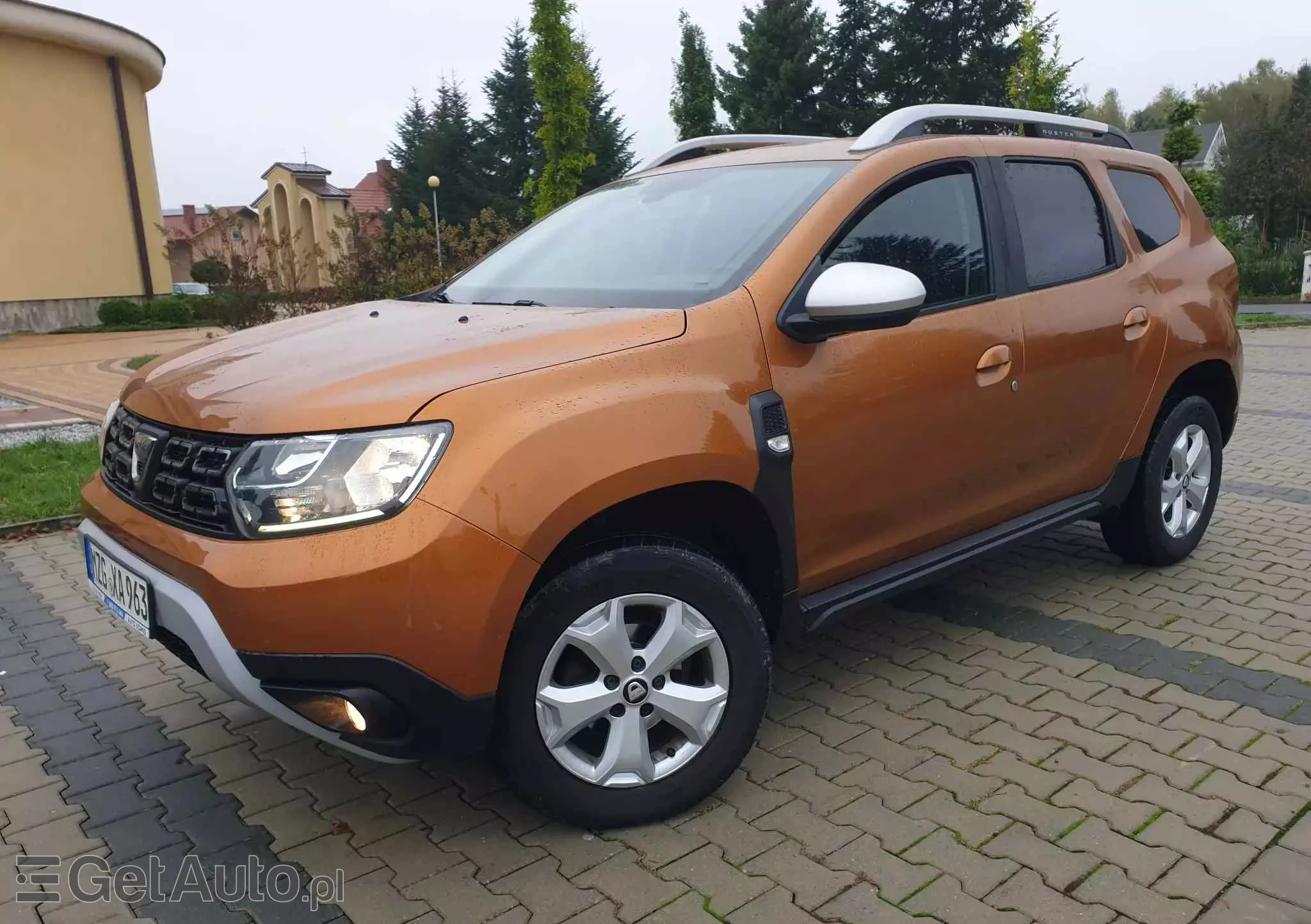 DACIA Duster 1.6 SCe Connected by Orange