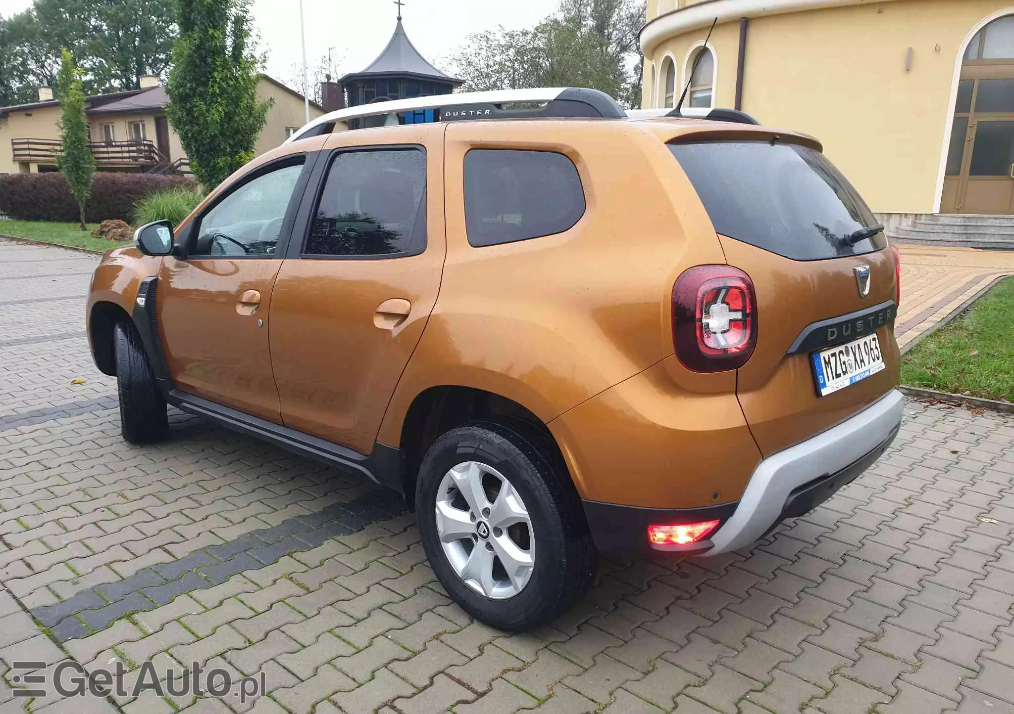 DACIA Duster 1.6 SCe Connected by Orange