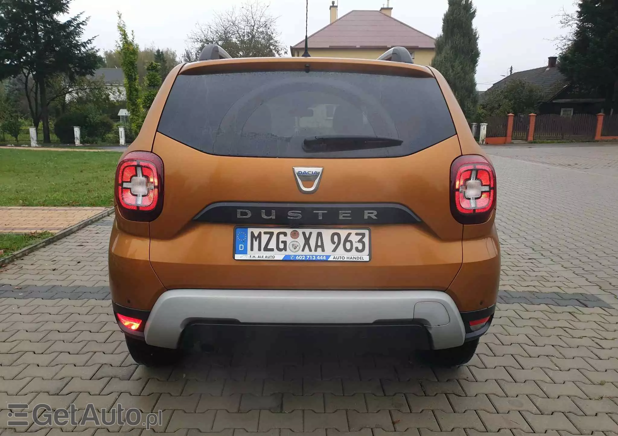 DACIA Duster 1.6 SCe Connected by Orange