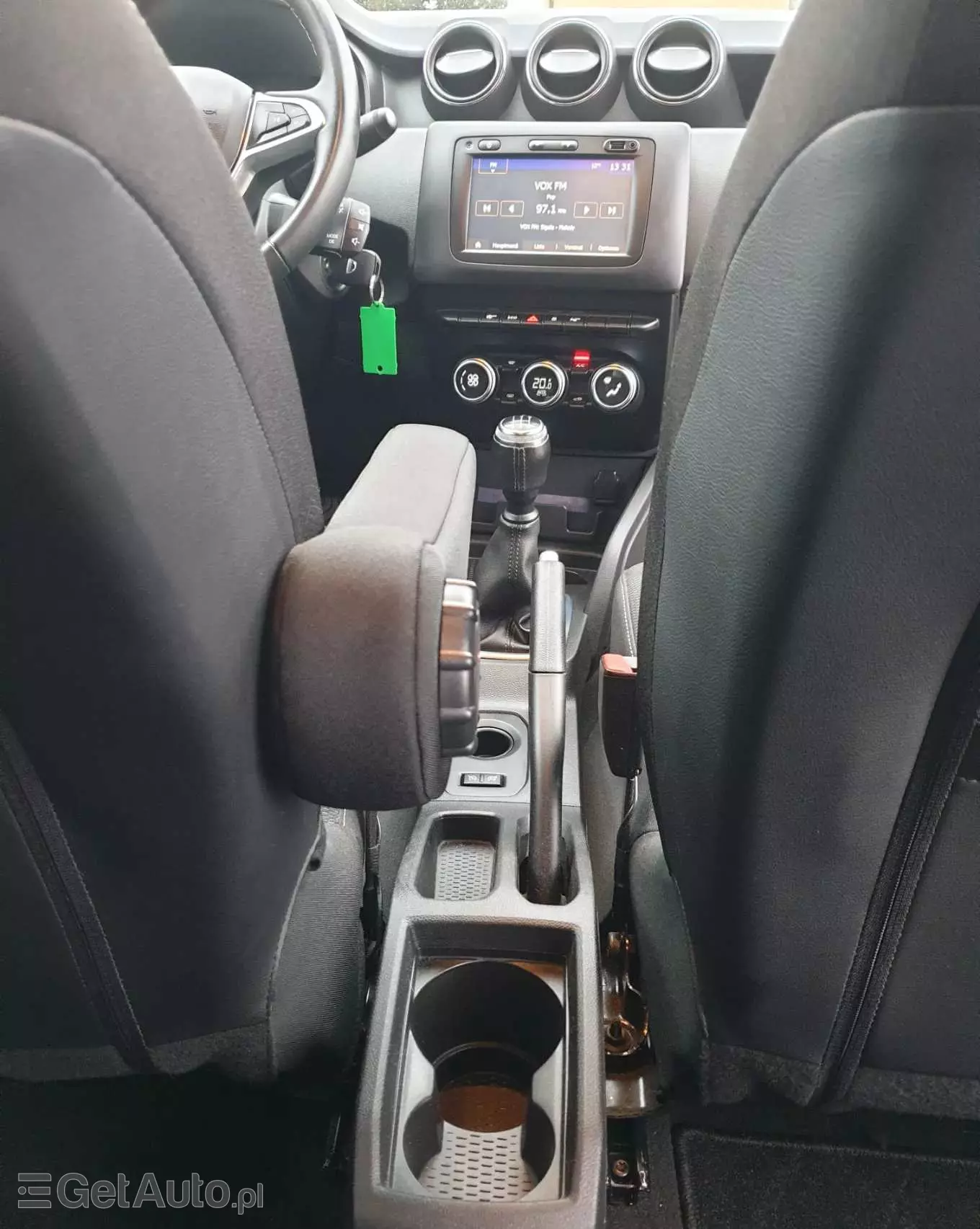 DACIA Duster 1.6 SCe Connected by Orange