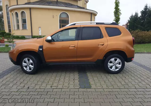 DACIA Duster 1.6 SCe Connected by Orange