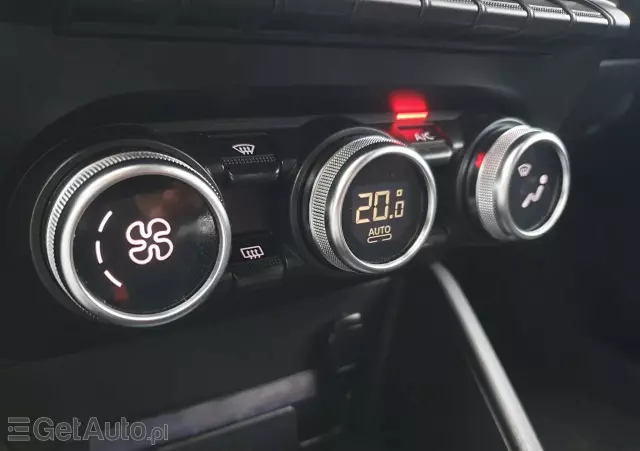 DACIA Duster 1.6 SCe Connected by Orange