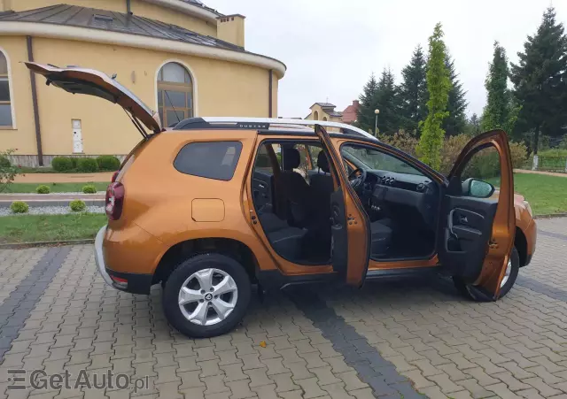 DACIA Duster 1.6 SCe Connected by Orange