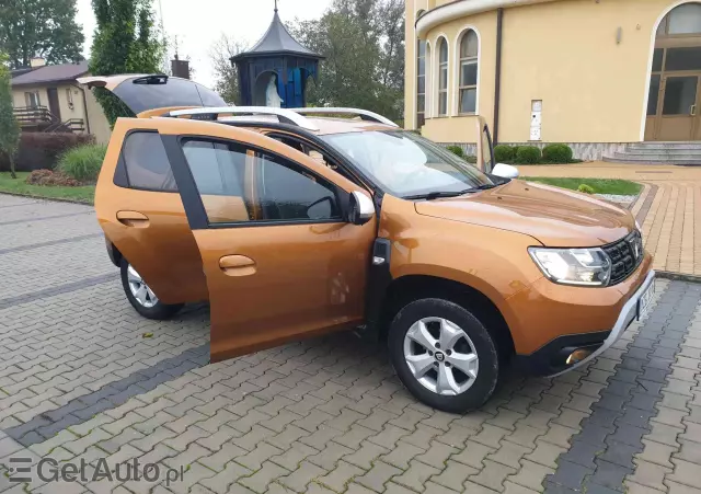 DACIA Duster 1.6 SCe Connected by Orange