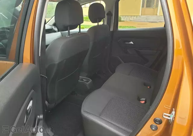 DACIA Duster 1.6 SCe Connected by Orange