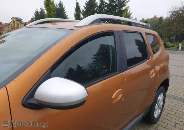 DACIA Duster 1.6 SCe Connected by Orange