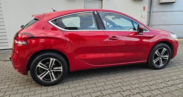 DS AUTOMOBILES DS 4 Crossback 