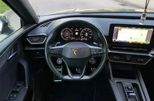 CUPRA Leon 