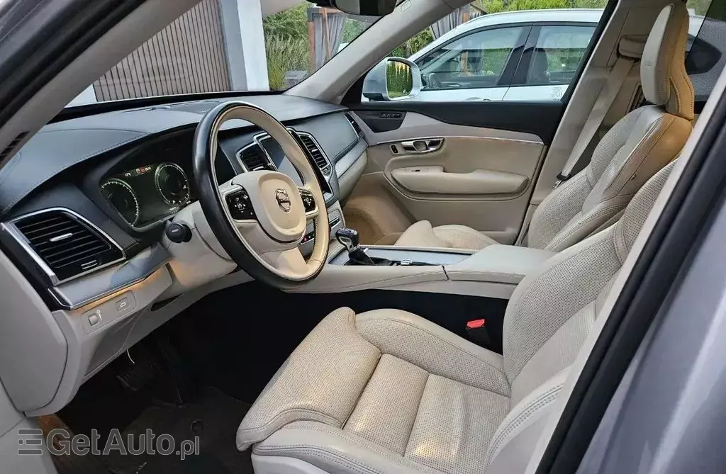 VOLVO Xc 90 