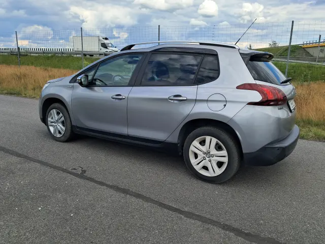 PEUGEOT 2008 Style