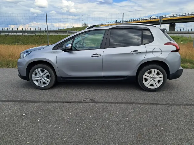 PEUGEOT 2008 Style