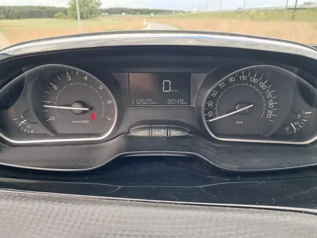 PEUGEOT 2008 Style