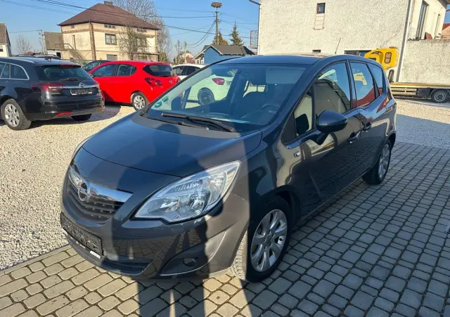 OPEL Meriva 1.4 T Essentia S&S