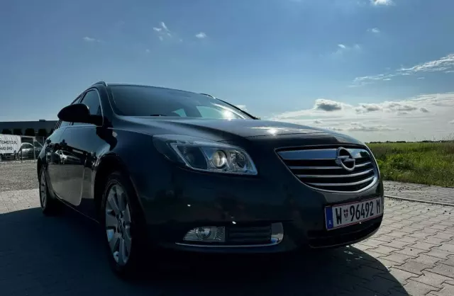 OPEL Insignia 