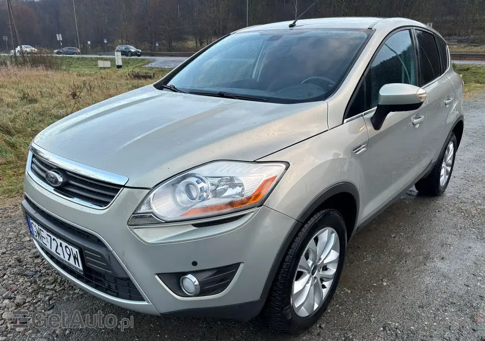 FORD Kuga 2.0 TDCi 2x4 Titanium