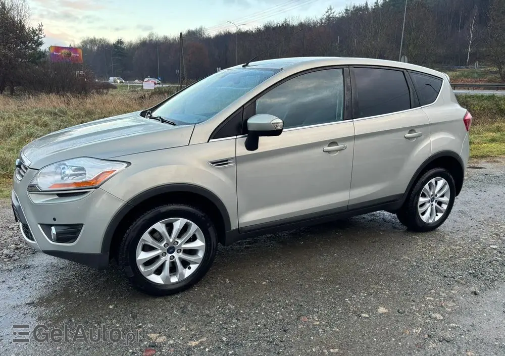 FORD Kuga 2.0 TDCi 2x4 Titanium
