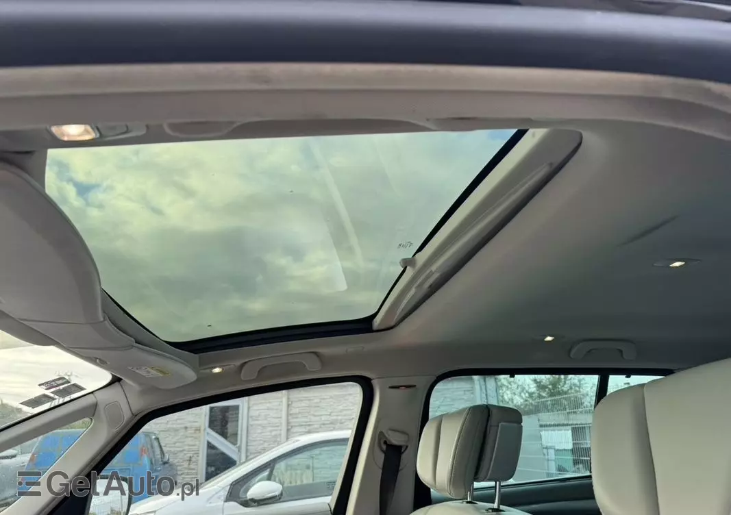 RENAULT Espace Initiale Paris Energy 160 EDC