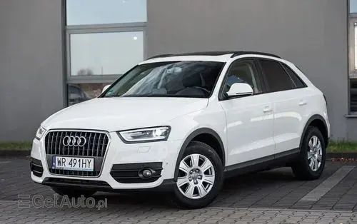 AUDI Q3 