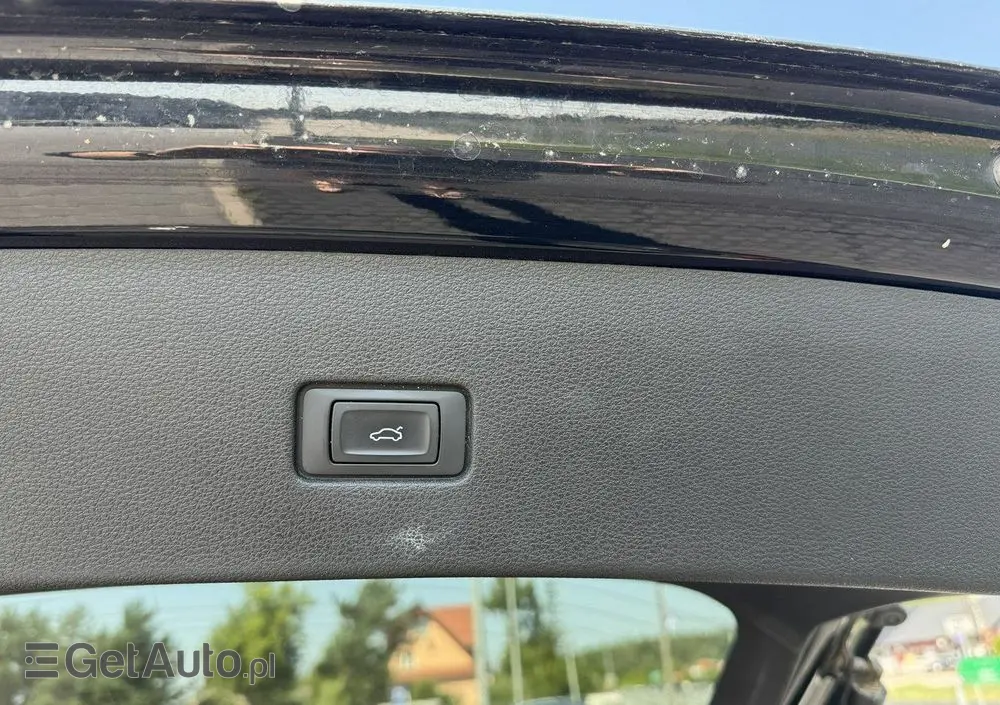 AUDI Q8 55 TFSI quattro tiptronic