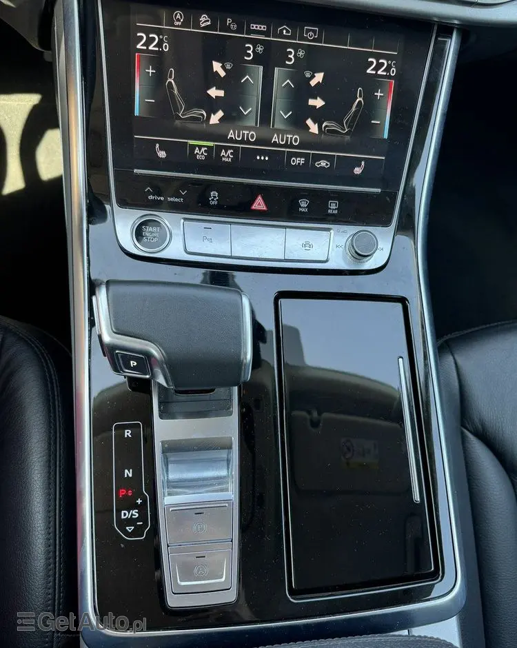 AUDI Q8 55 TFSI quattro tiptronic